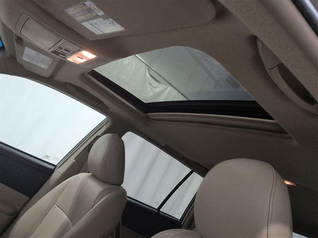 used 2013 Toyota Highlander car, priced at $13,495