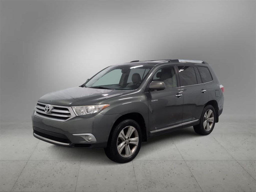 used 2013 Toyota Highlander car, priced at $13,495