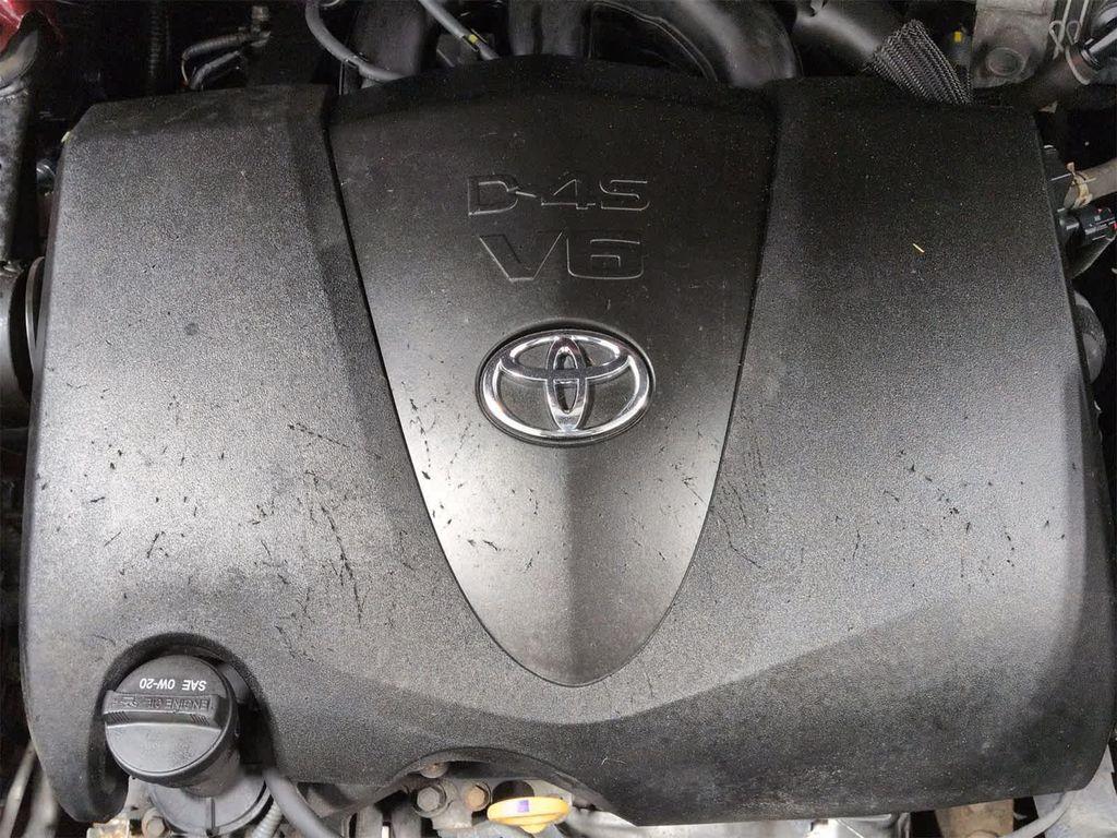 used 2018 Toyota Highlander car, priced at $17,695