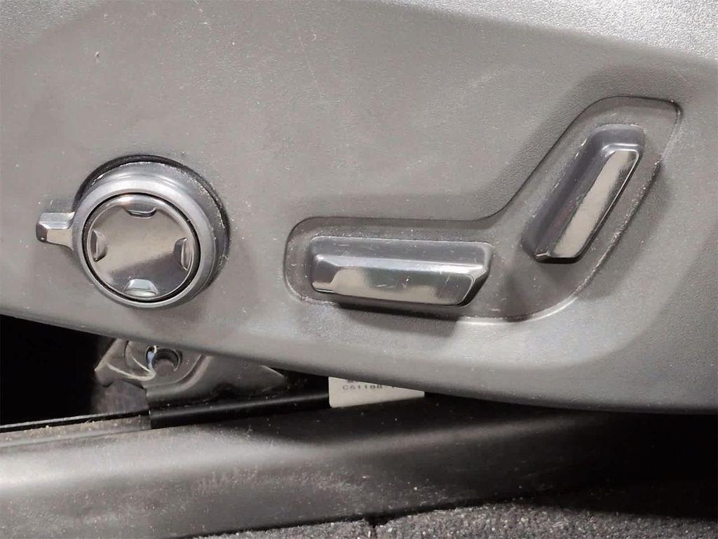 used 2019 Volvo XC90 car, priced at $25,999