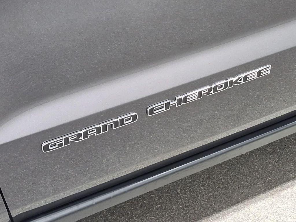 used 2019 Jeep Grand Cherokee car, priced at $16,772