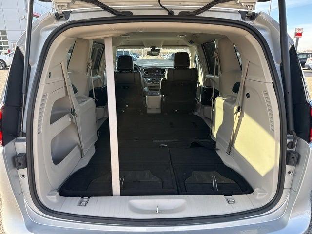 used 2024 Chrysler Pacifica car, priced at $28,293