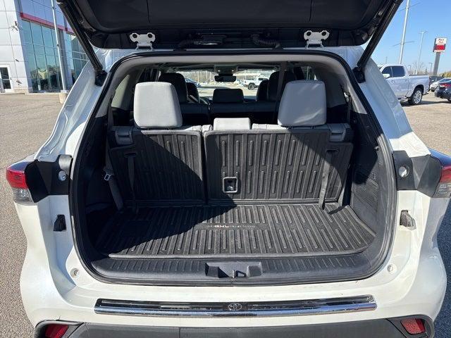 used 2020 Toyota Highlander car, priced at $21,990