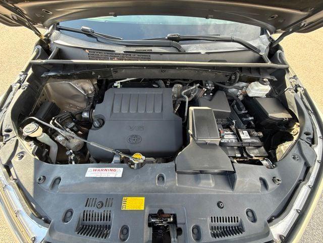 used 2015 Toyota Highlander car, priced at $15,340