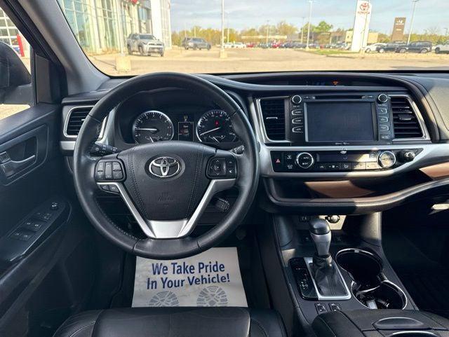 used 2015 Toyota Highlander car, priced at $15,340