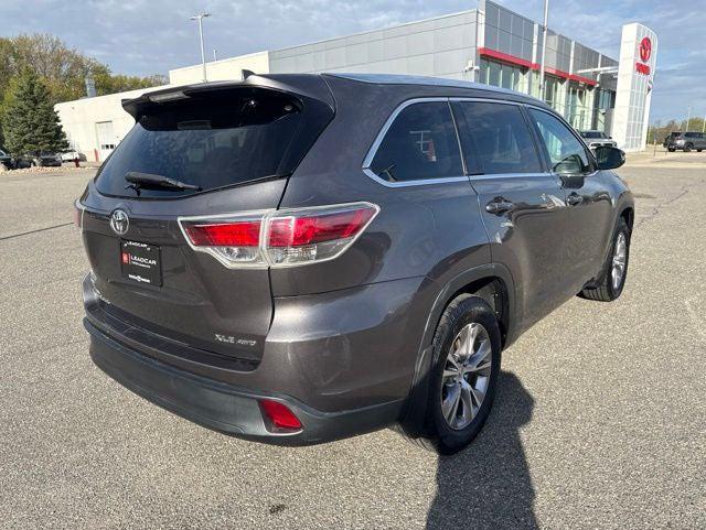 used 2015 Toyota Highlander car, priced at $15,340