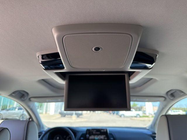 used 2025 Honda Odyssey car, priced at $44,024
