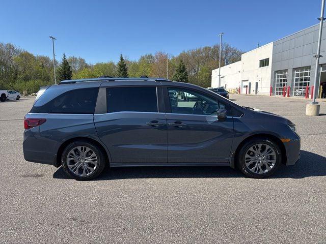 used 2025 Honda Odyssey car, priced at $44,024