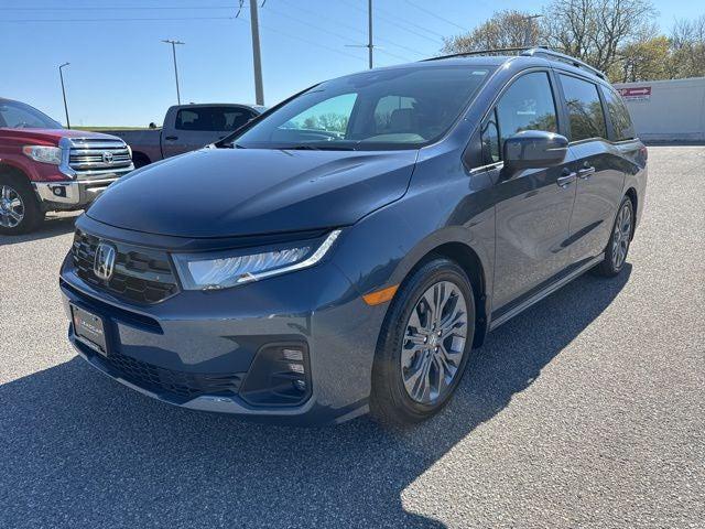 used 2025 Honda Odyssey car, priced at $44,024
