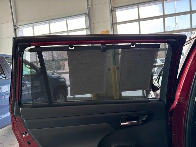 used 2023 Toyota Highlander car, priced at $32,990