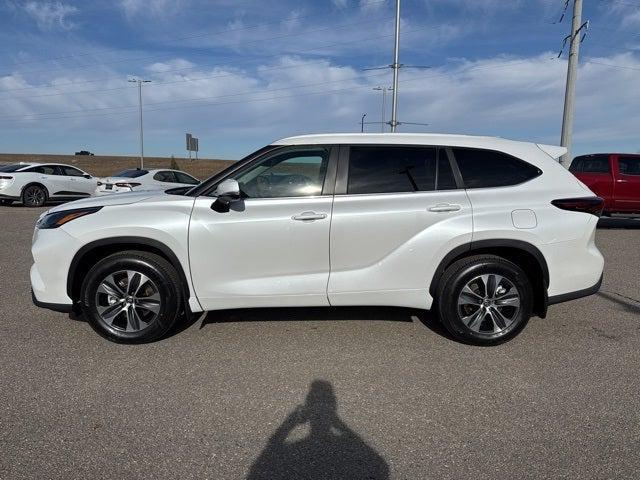 new 2026 Toyota Highlander car, priced at $47,663