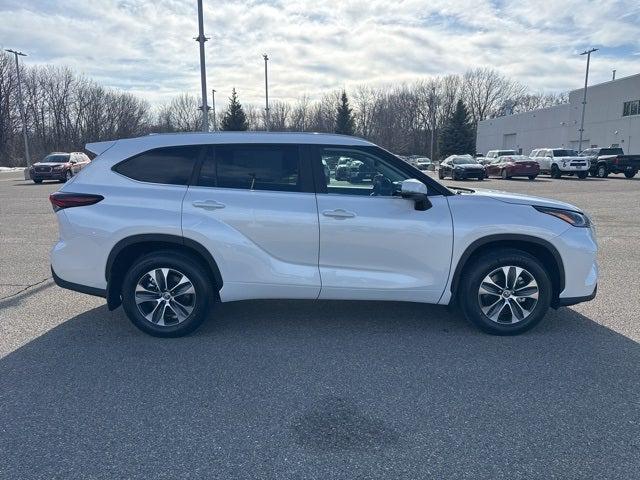 new 2026 Toyota Highlander car, priced at $47,663