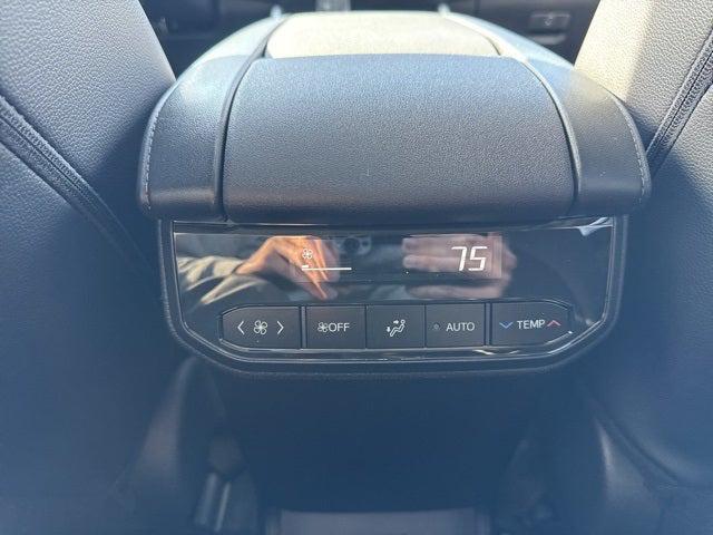 new 2026 Toyota Highlander car, priced at $47,663