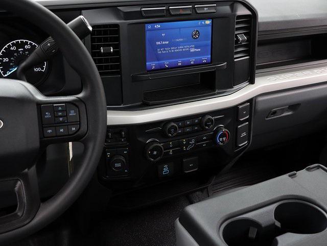 new 2024 Ford F-350 car, priced at $75,376