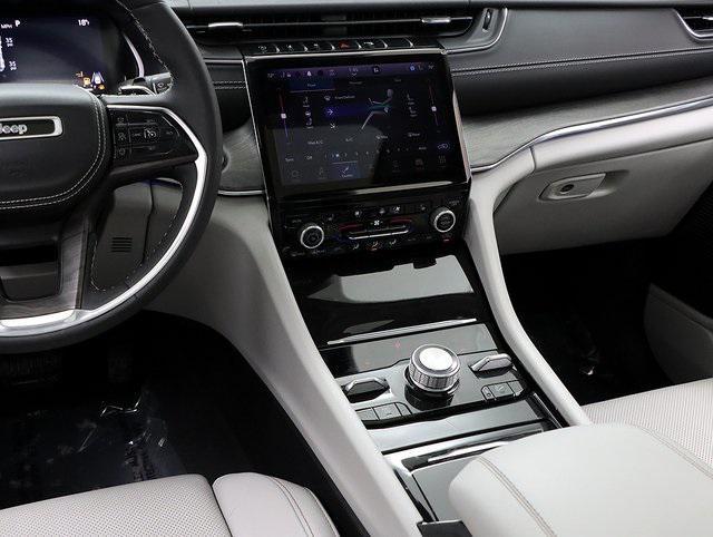 used 2023 Jeep Grand Cherokee car, priced at $33,495