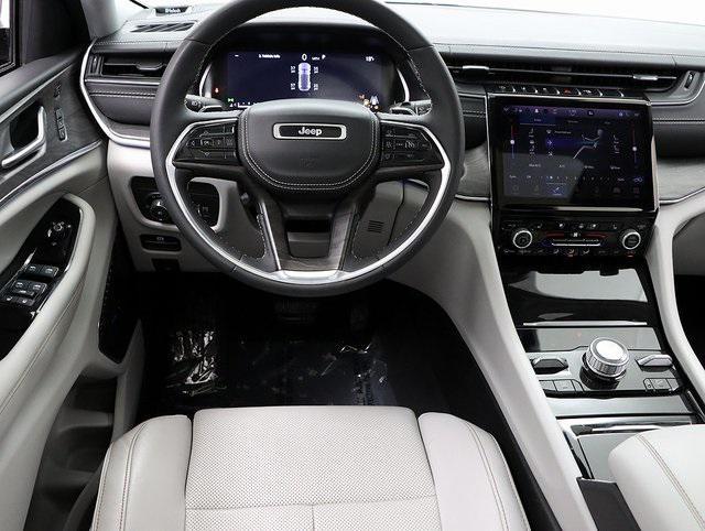 used 2023 Jeep Grand Cherokee car, priced at $33,495