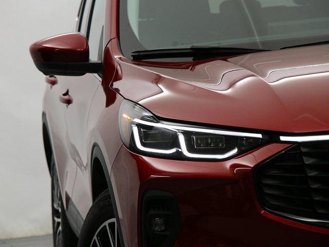 new 2025 Ford Escape PHEV car, priced at $36,196