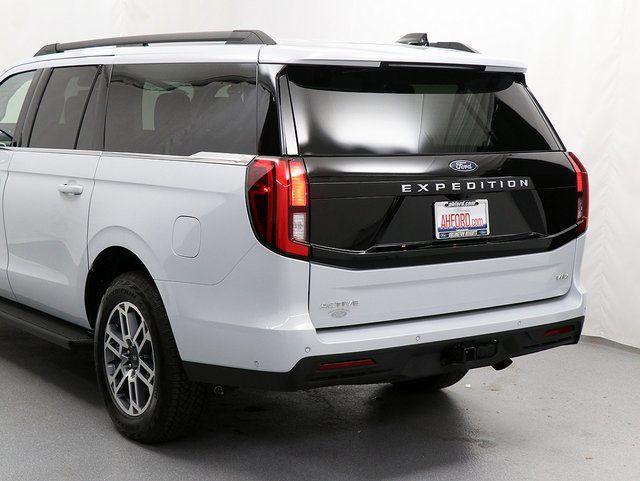 new 2025 Ford Expedition Max car, priced at $65,363