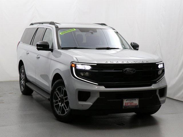 new 2025 Ford Expedition Max car, priced at $70,616