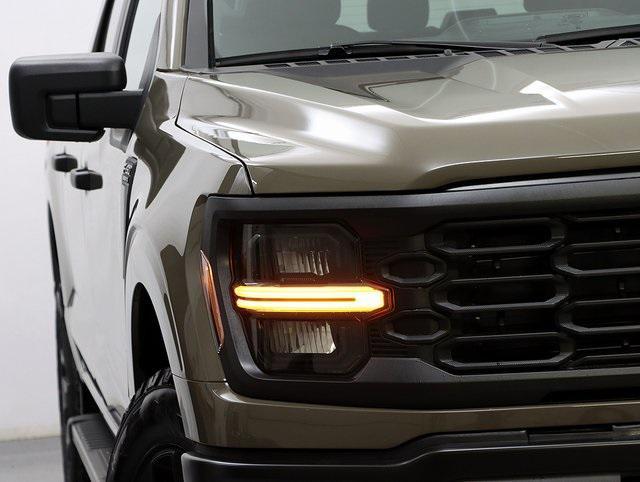 new 2025 Ford F-150 car, priced at $48,947
