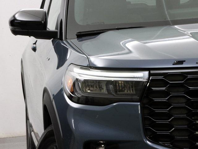 new 2026 Ford Explorer car, priced at $51,277