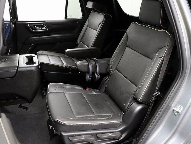 used 2022 GMC Yukon car, priced at $52,383