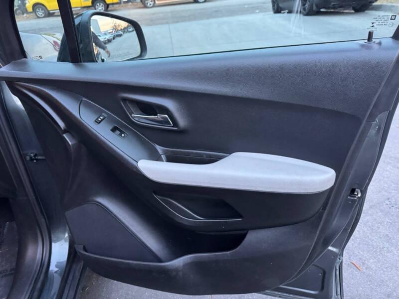 used 2019 Chevrolet Trax car, priced at $11,788