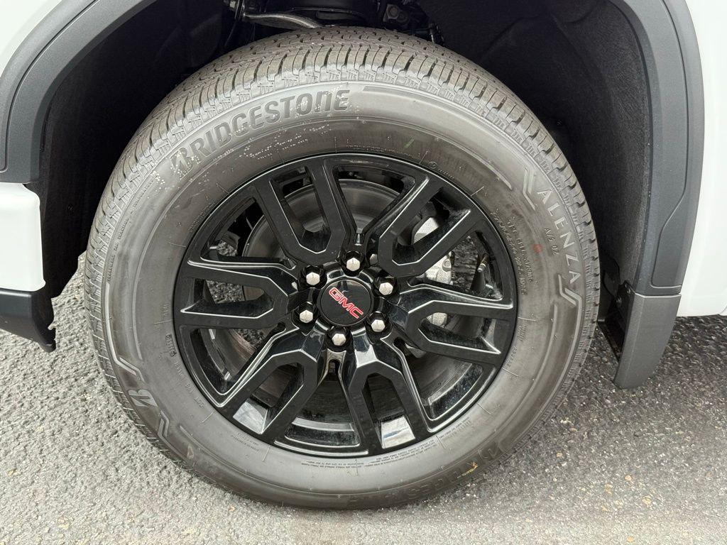new 2026 GMC Sierra 1500 car, priced at $52,997