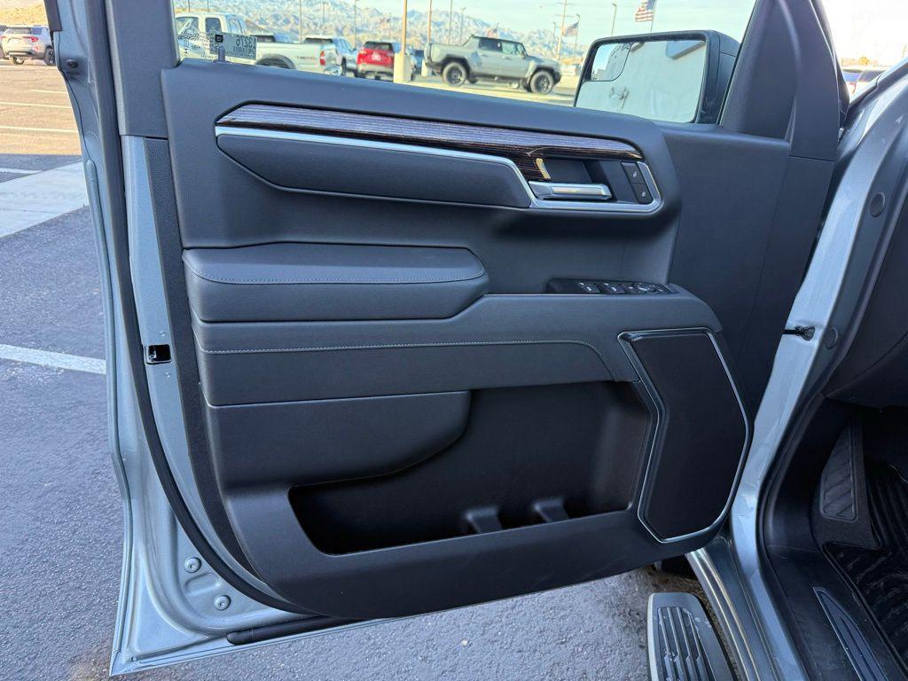 new 2026 GMC Sierra 1500 car, priced at $59,629