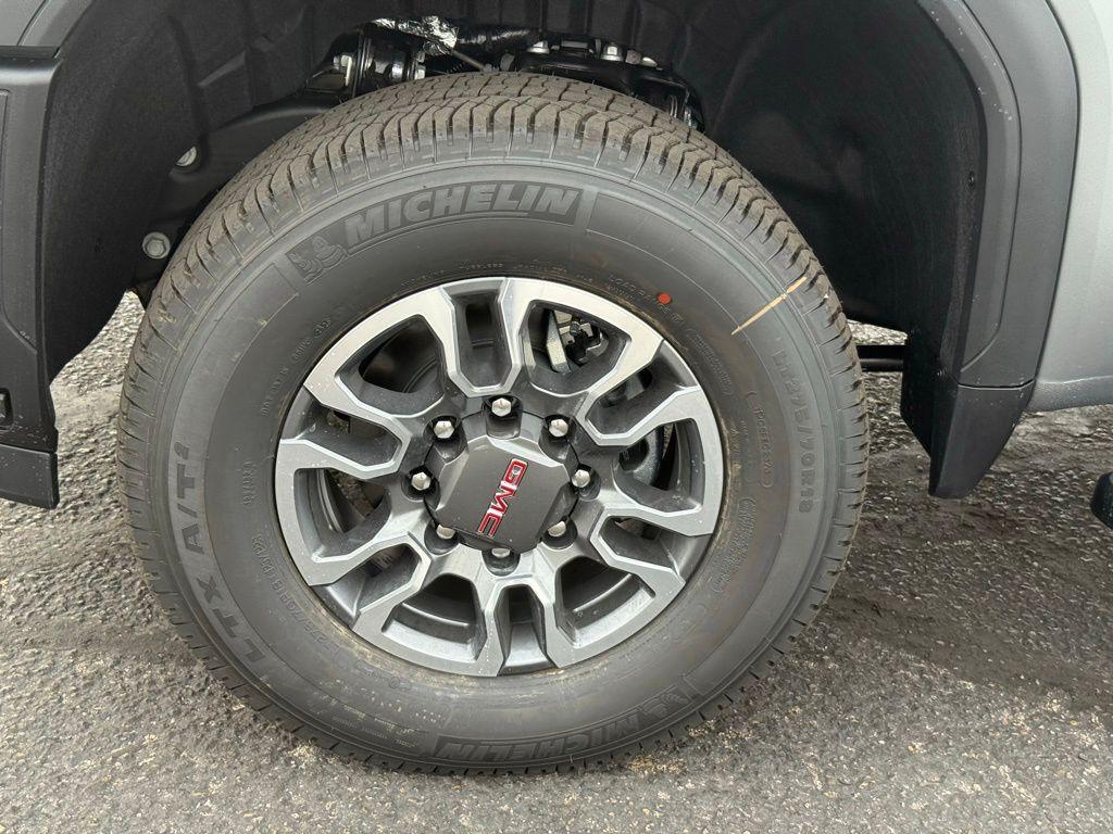 new 2026 GMC Sierra 2500 car, priced at $78,491