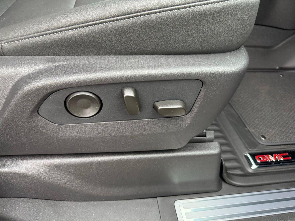 new 2026 GMC Sierra 1500 car, priced at $65,241