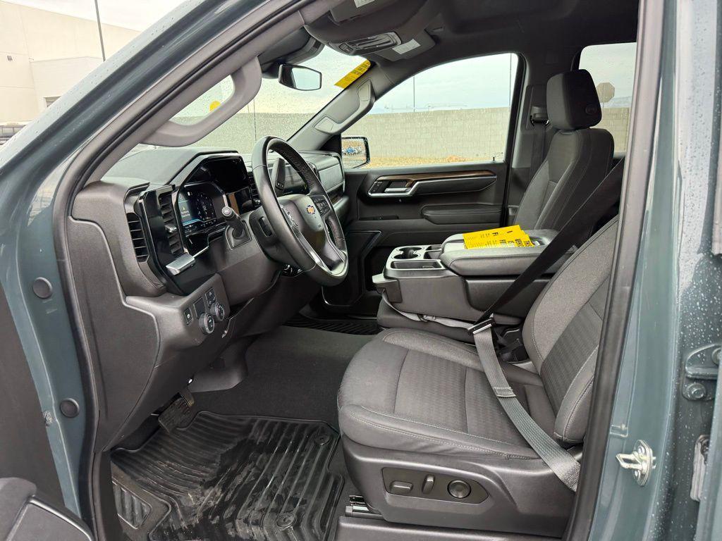 used 2025 Chevrolet Silverado 1500 car, priced at $42,295