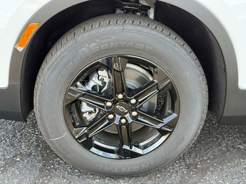 new 2026 Chevrolet Blazer car, priced at $36,541