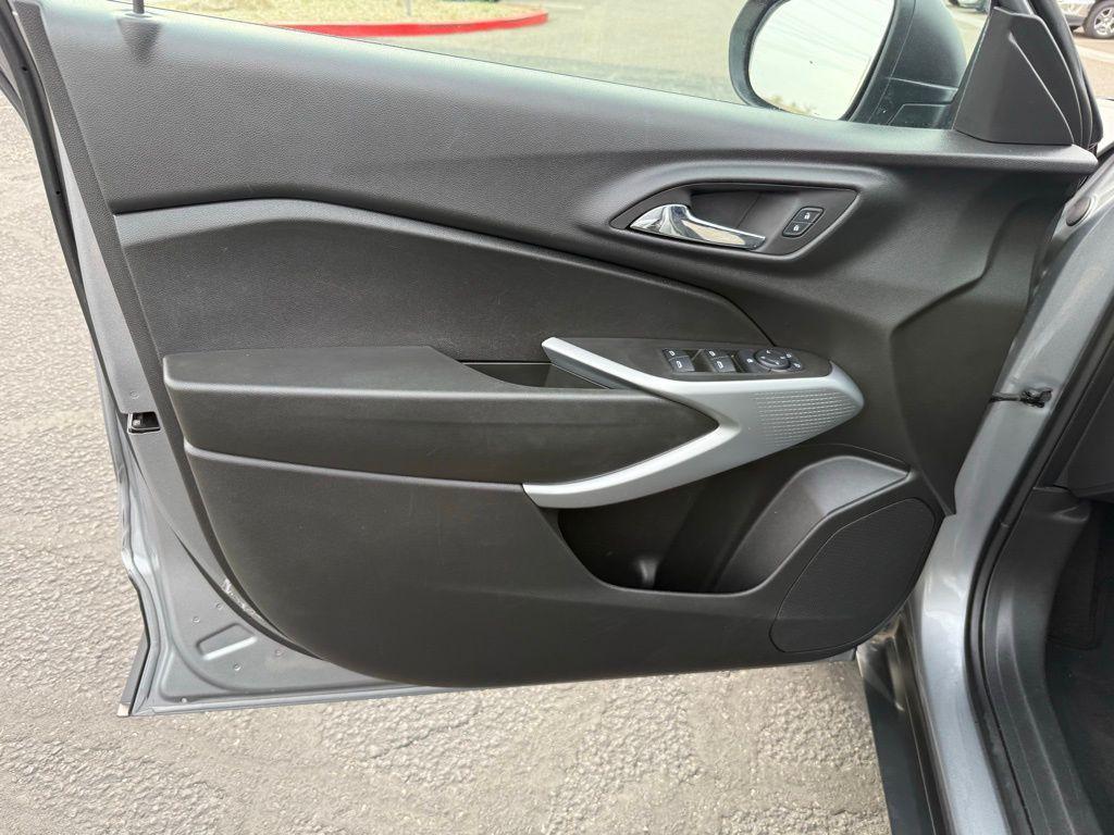 used 2024 Chevrolet Trax car, priced at $18,201