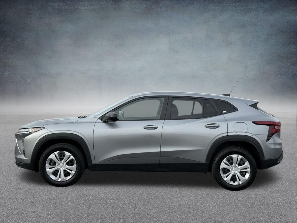 used 2024 Chevrolet Trax car, priced at $18,201