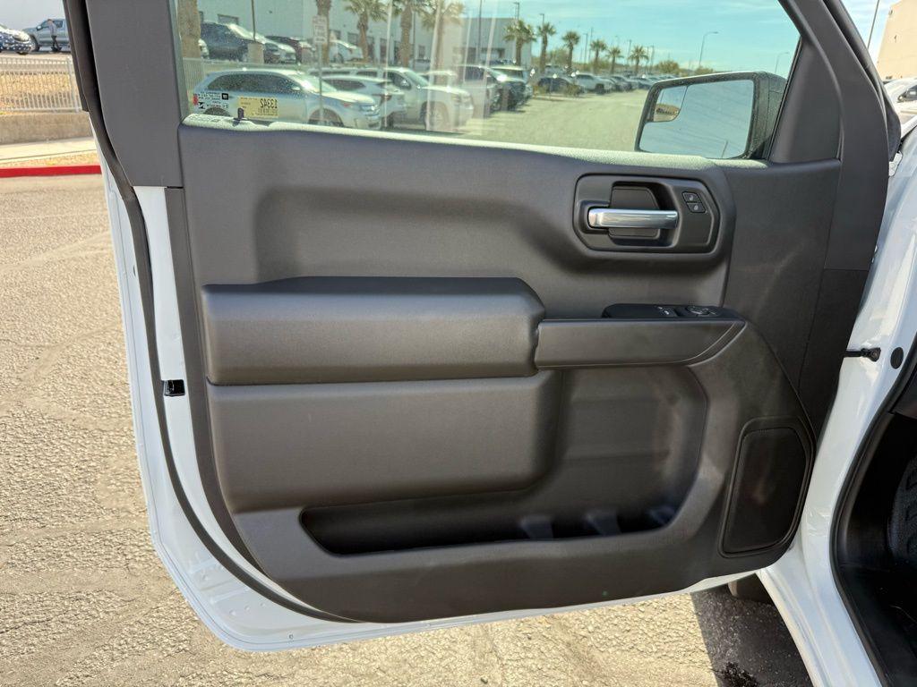 new 2026 GMC Sierra 1500 car, priced at $32,851