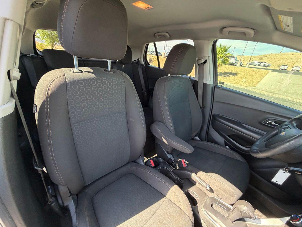 used 2021 Chevrolet Trax car, priced at $16,109