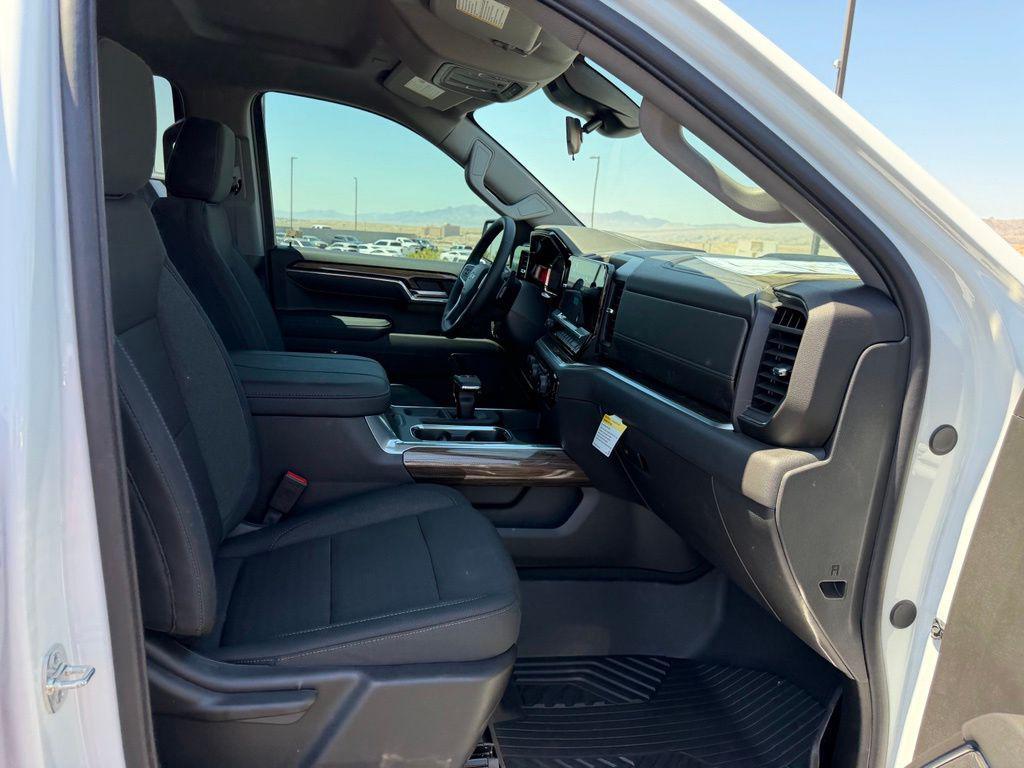 new 2026 Chevrolet Silverado 1500 car, priced at $61,533