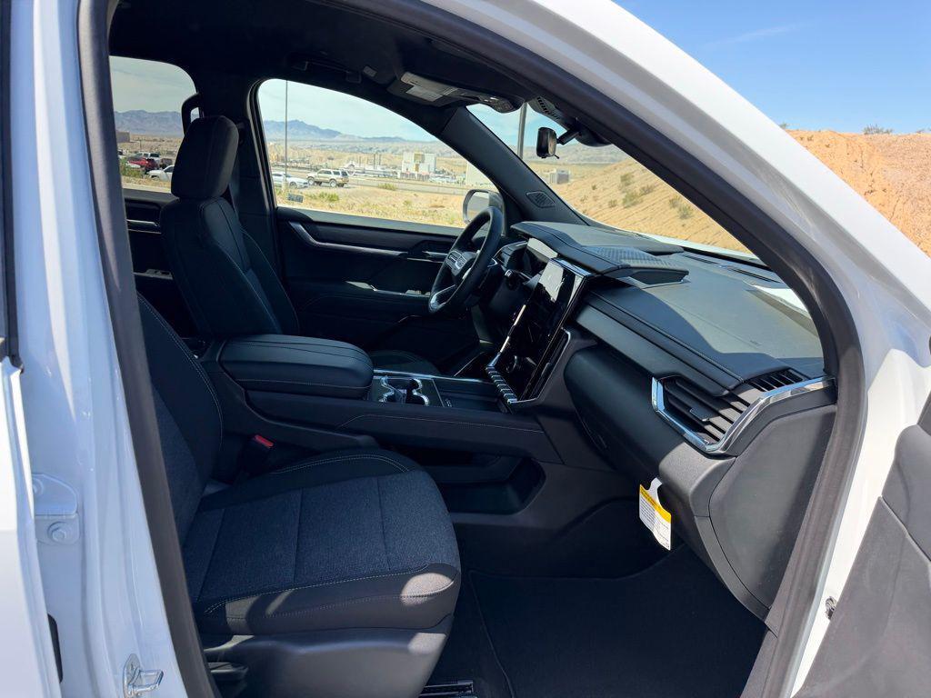 new 2026 GMC Acadia car, priced at $44,972