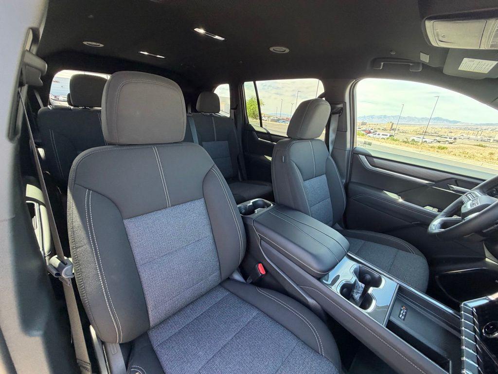 new 2026 GMC Acadia car, priced at $44,972