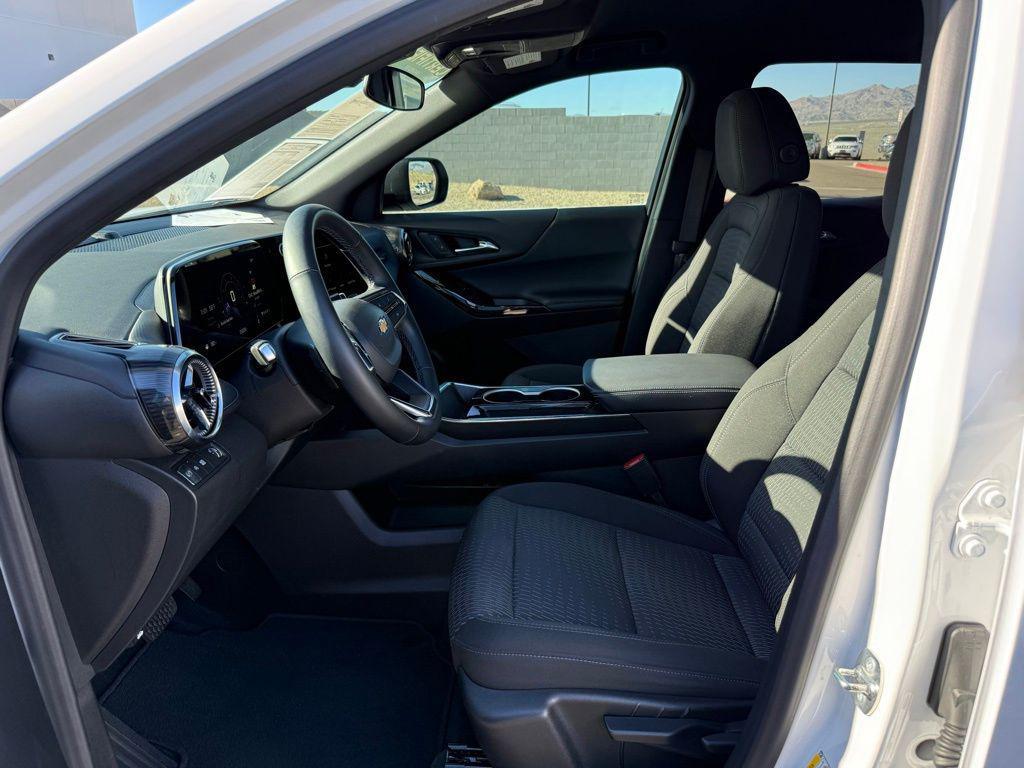 used 2025 Chevrolet Equinox car, priced at $21,780