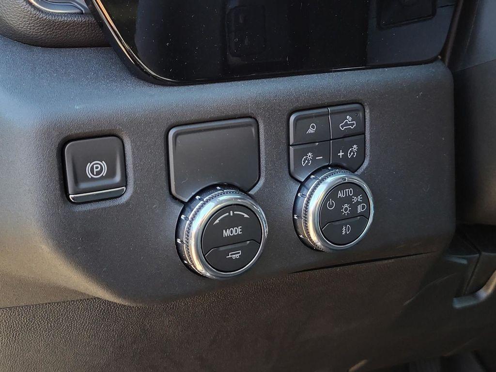 new 2026 GMC Sierra 1500 car, priced at $47,485