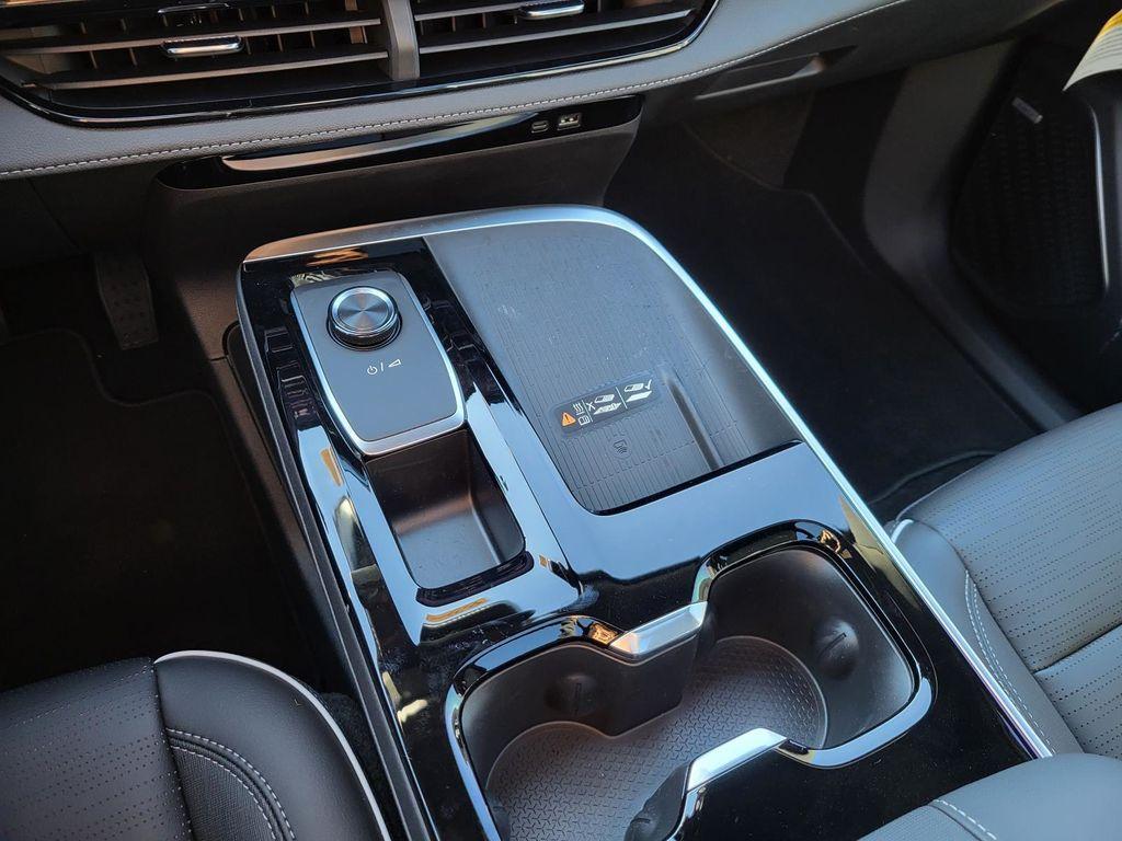 new 2025 Buick Enclave car, priced at $46,185