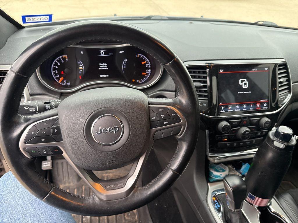 used 2021 Jeep Grand Cherokee car, priced at $16,788