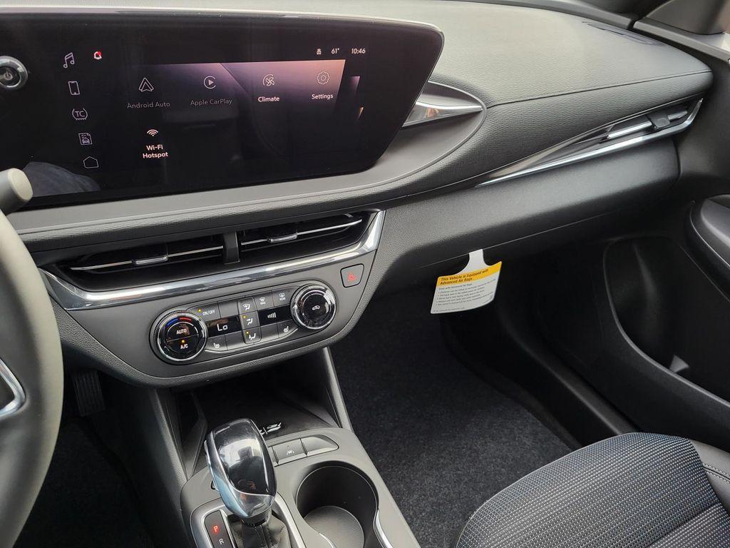 new 2026 Buick Envista car, priced at $27,330