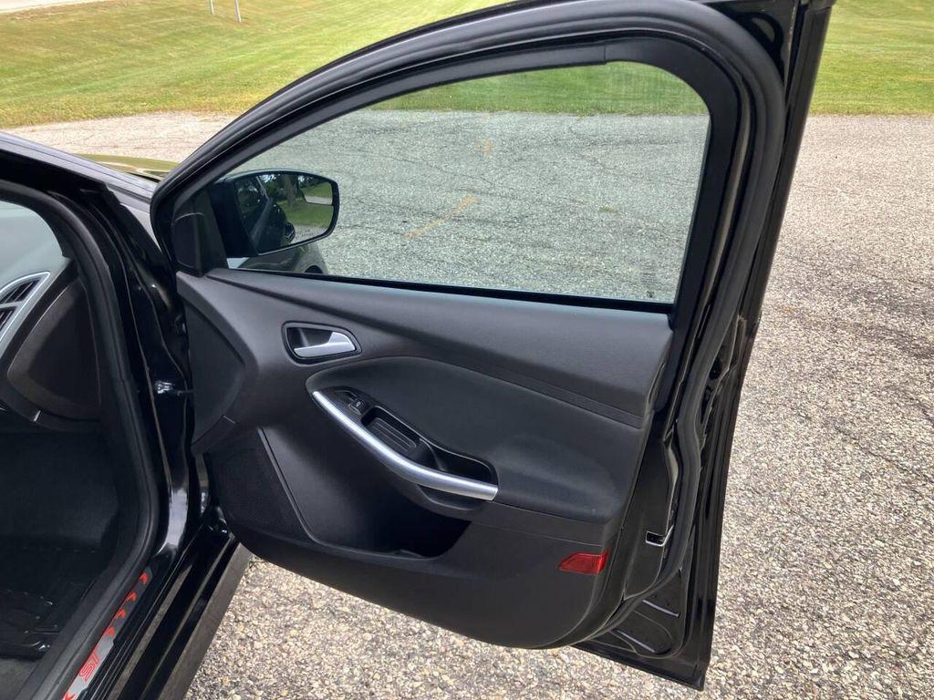 2014 BLACK Ford Focus ST