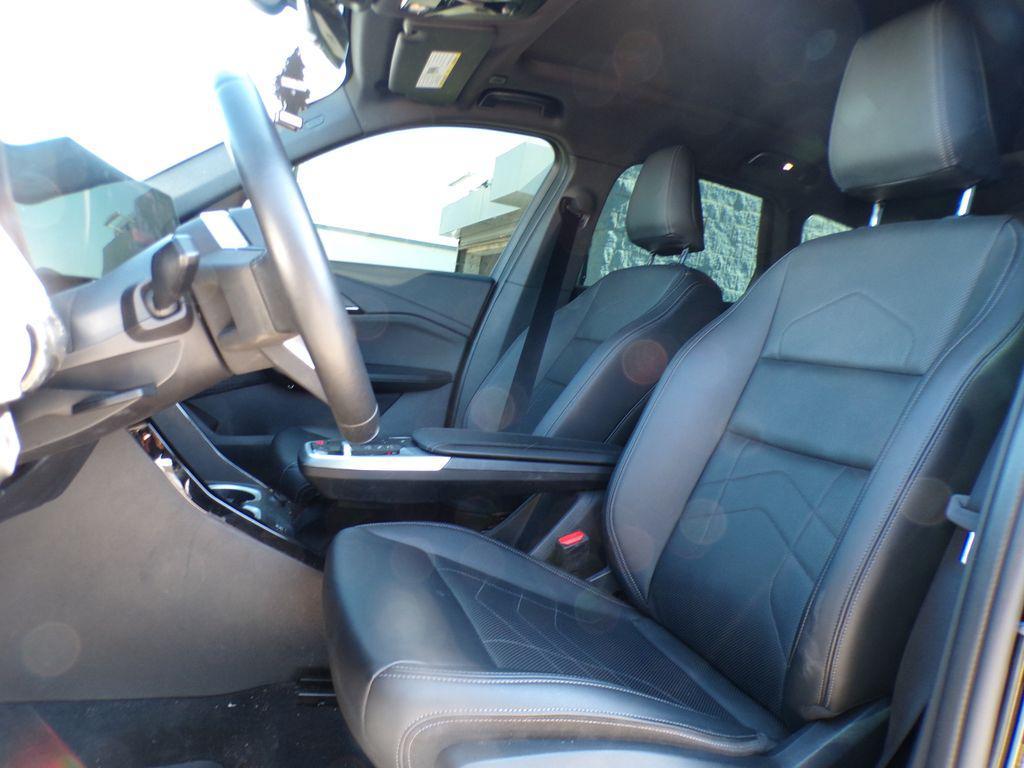 used 2025 BMW X1 car, priced at $37,999