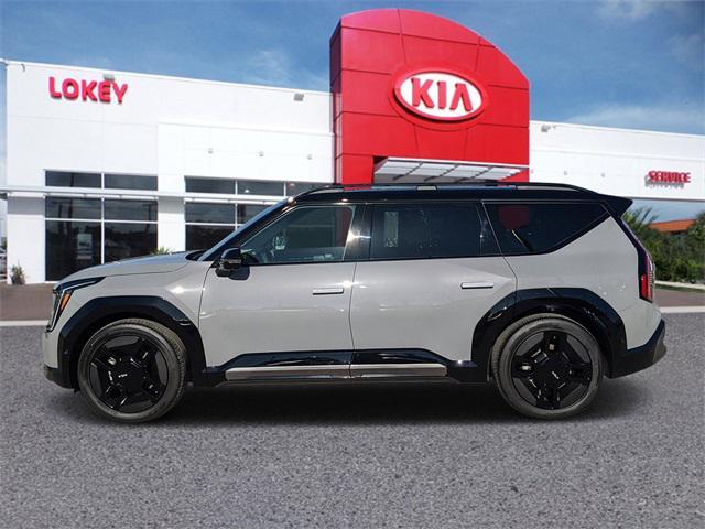 new 2026 Kia EV9 car, priced at $77,125