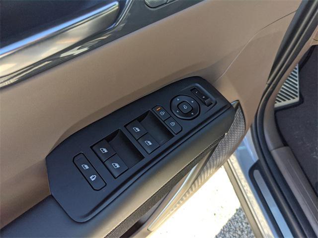 new 2026 Kia EV9 car, priced at $77,125