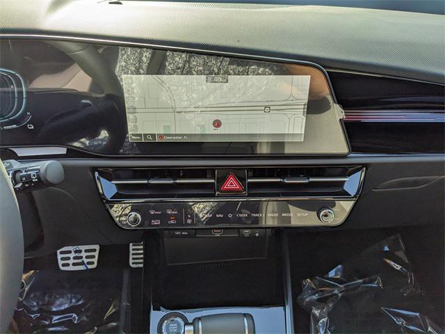 new 2025 Kia Niro car, priced at $28,806